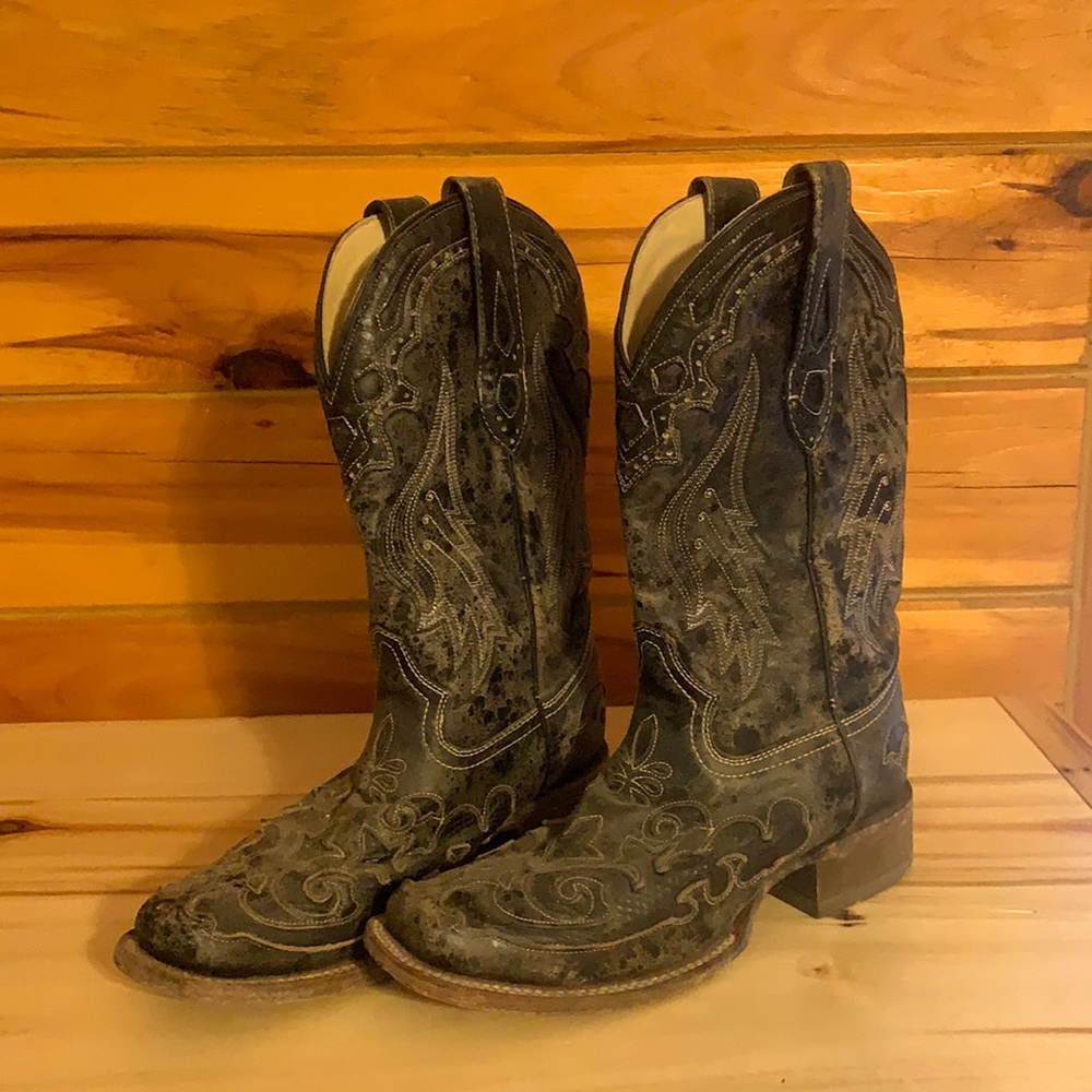 Corral brand vintage lined distressed leather boots.